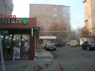 Ереван: Apartments Azatutyan Avenue 19