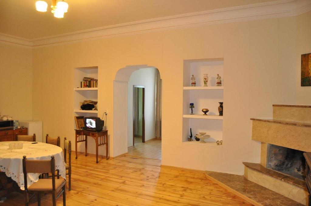 Сигнахи: Apartment Chavchavadze 5