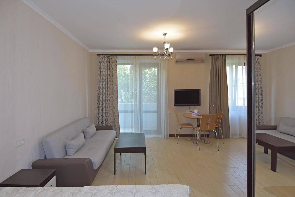 Ереван: LUX apartment on Koghbaci