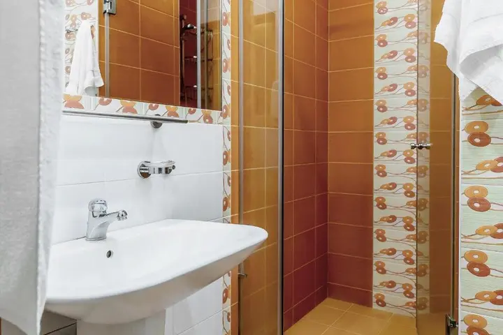 Ереван: 3 Bedroom Apartment near Republic Square