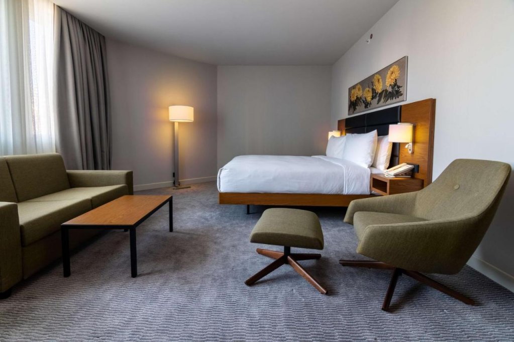 Тбилиси: Отель Hilton Garden Inn Tbilisi Chavchavadze