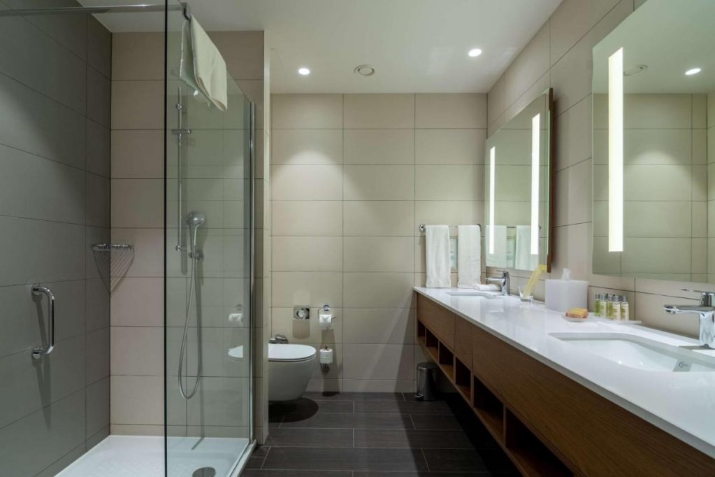 Тбилиси: Отель Hilton Garden Inn Tbilisi Chavchavadze