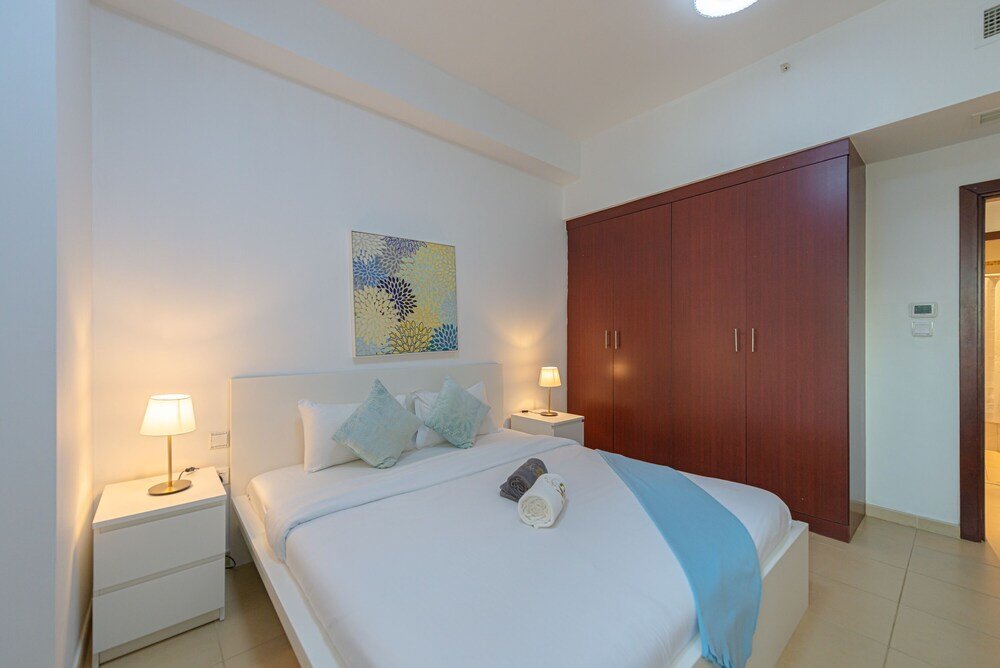 Дубай: Marco Polo - Charming & Spacious 2BR Apt with Dubai Eye Views