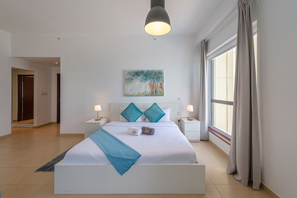 Дубай: Marco Polo - Charming & Spacious 2BR Apt with Dubai Eye Views