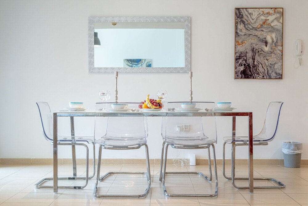 Дубай: Marco Polo - Charming & Spacious 2BR Apt with Dubai Eye Views
