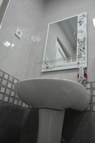Кутаиси: Hotel Palm
