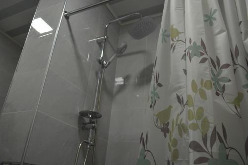 Кутаиси: Hotel Palm