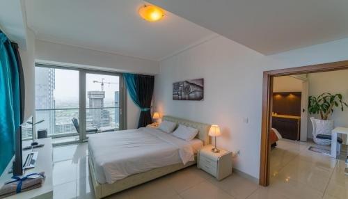 Дубай: Two Bedroom Apartment - Ocean Heights luxury
