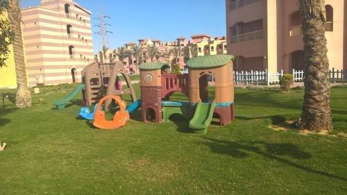 Айн-Сохна: Porto South Beach Royal Sea View