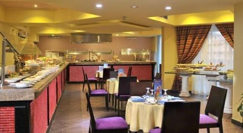 Айн-Сохна: Porto South Beach Royal Sea View