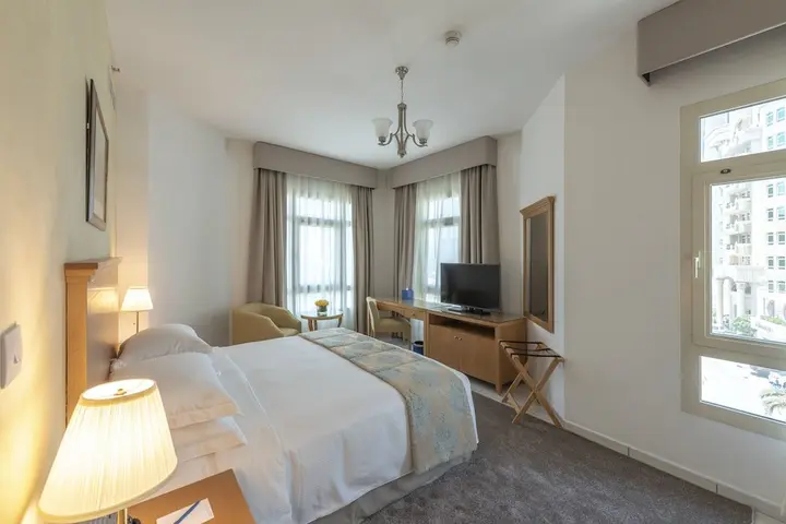 Дубай: Roda Al Murooj Residences