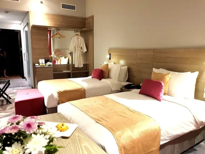 Дубай: Fortune Atrium Hotel