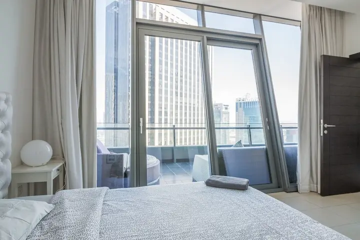 Дубай: Studio Apartment - Silverene Tower B - MSG 8766
