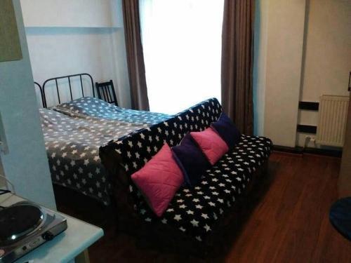 Бакуриани: Hotel Mgzavrebi Cottage 4-303