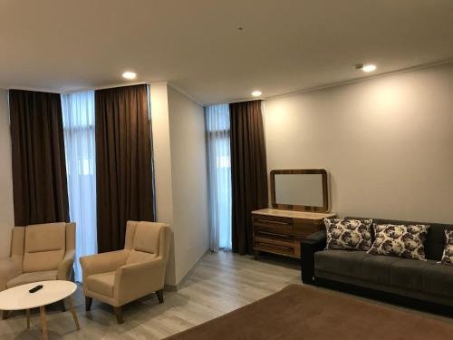 Батуми: Hotel Tsereteli Palace