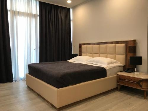 Батуми: Hotel Tsereteli Palace