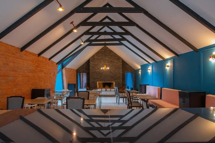 Бакуриани: Hotel Mgzavrebi 11 Th.