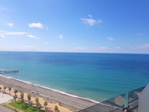 Батуми: ASHTAL beach HOTEL 17\05