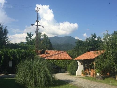 Кварели: Rustavelis N12