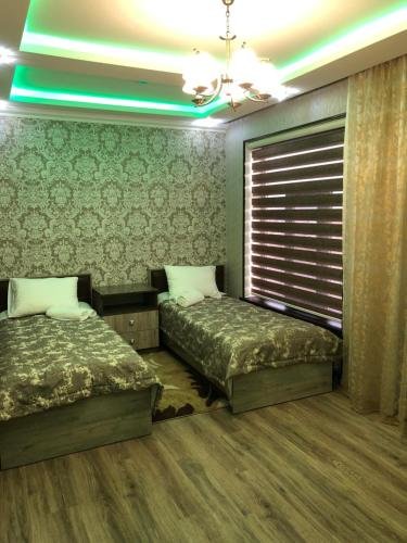 Губа: Motel 444