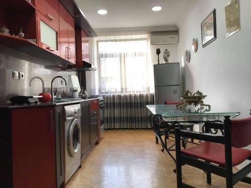 Батуми: Flat Abashidze Avenue 56