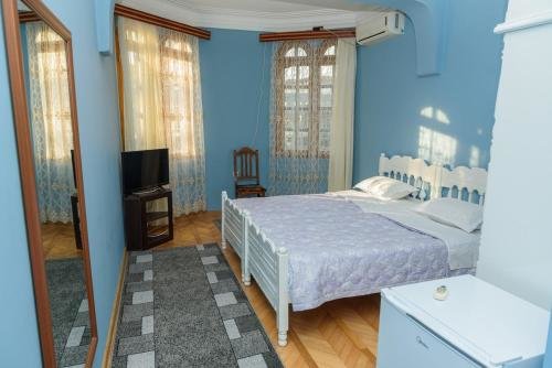 Батуми: Sweet Home at Ninoshvili 3
