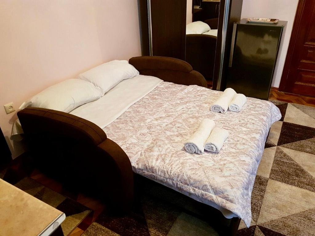 Батуми: Sweet Home at Ninoshvili 3