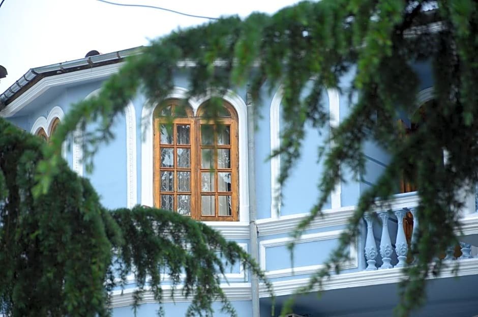 Батуми: Sweet Home at Ninoshvili 3