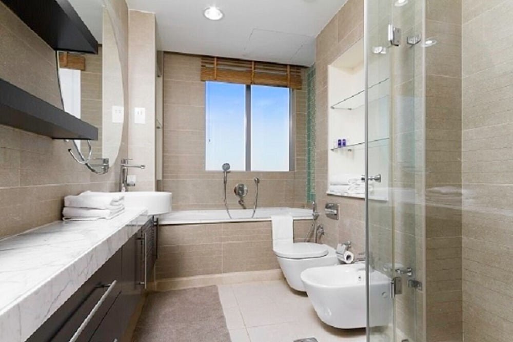 Дубай: 2 BR Apt Ocean Palm & Atlantis View