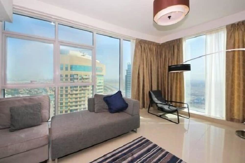 Дубай: Luxurious High Floor Duplex 3 Bedroom