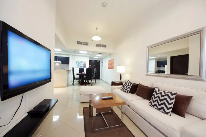 Classy 1BHK in JLT - Concorde 33 — фото 2