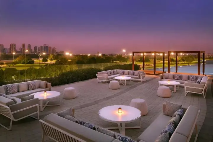 Дубай: Luxury 2 Bed with Balcony in Vida Hills Apartments