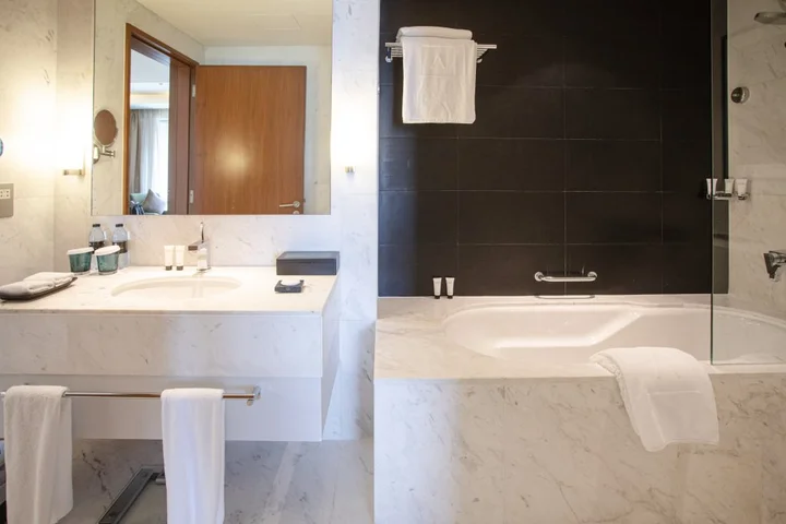 Дубай: Апартаменты Spacious 1 Bedroom in Address Dubai Mall