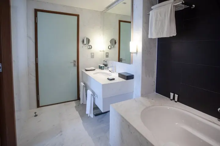 Дубай: Апартаменты Spacious 1 Bedroom in Address Dubai Mall