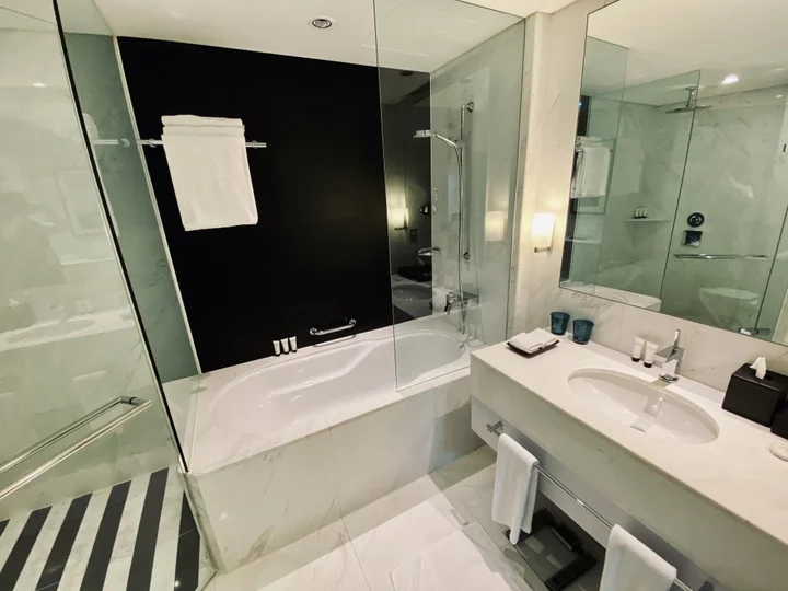Дубай: Studio with Burj View in Address Dubai Mall Apartments