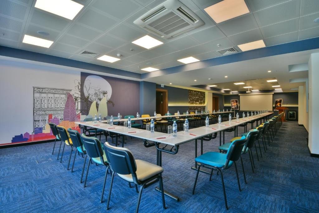Баку: ibis Baku City
