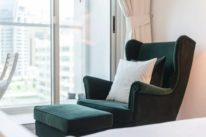 Дубай: Modern Studio with Amazing Views from Balcony