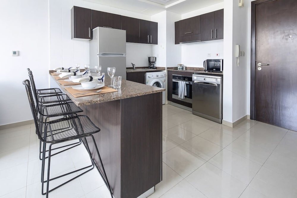 Дубай: Marina Views! Beautiful 1BR in Dubai Marina