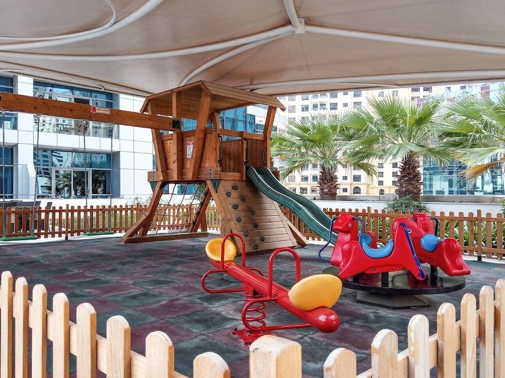 Дубай: Marina Views! Beautiful 1BR in Dubai Marina