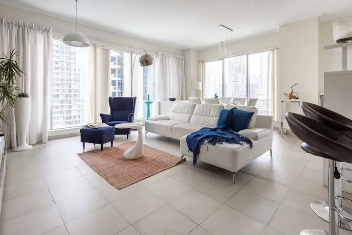 Дубай: Elegant 2BR With Magnificent Marina Views!