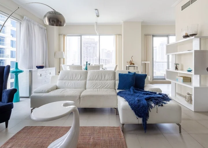 Дубай: Elegant 2BR With Magnificent Marina Views!