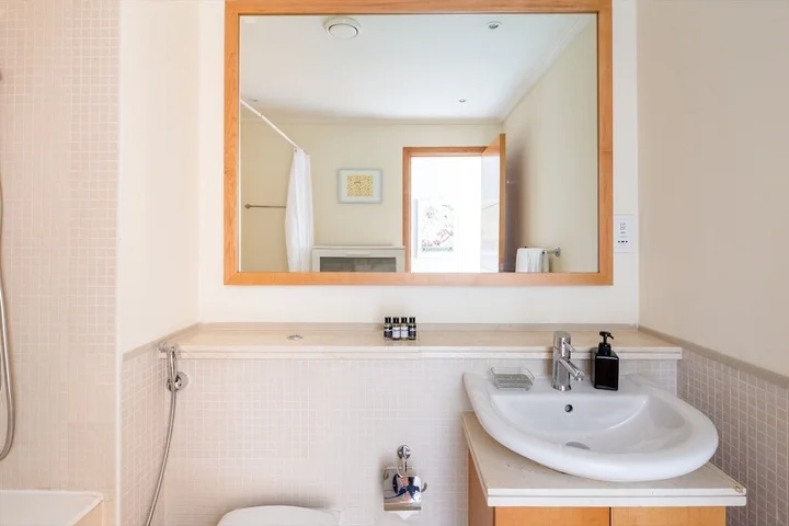 Дубай: Elegant 2BR With Magnificent Marina Views!