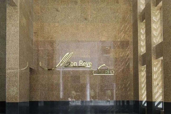Дубай: Beaming 3BR Apartment in Downtown Burj District!