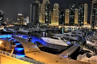 Дубай: 1- bed Dubai Marina Apartment in Prime Location