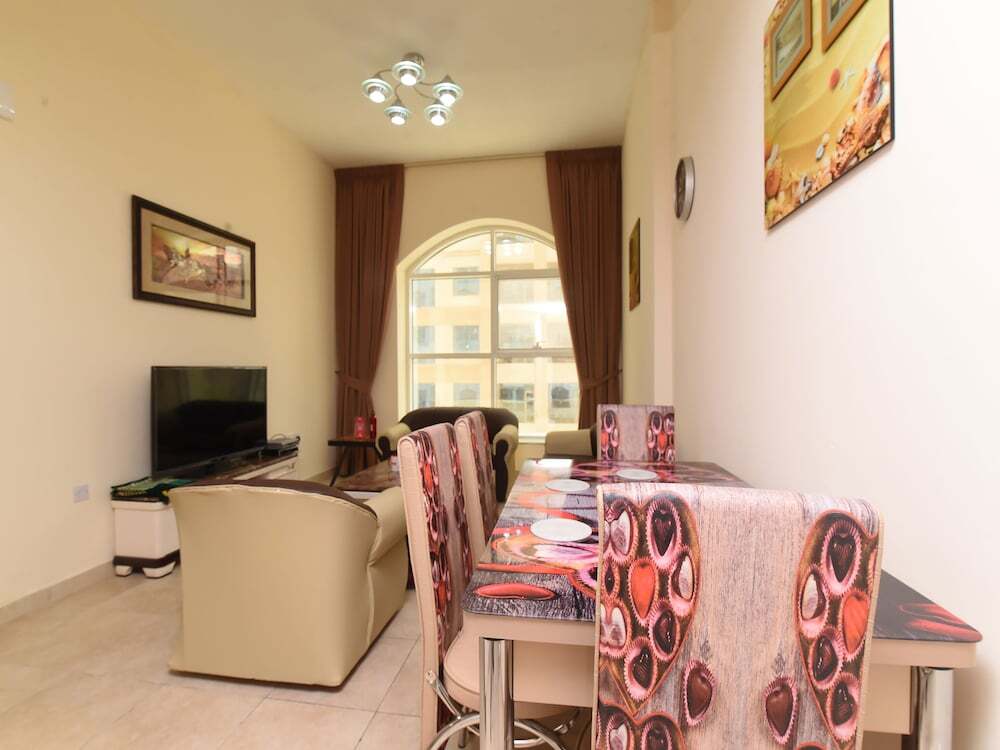 Дубай: OYO 575 Home Capitol tower 11
