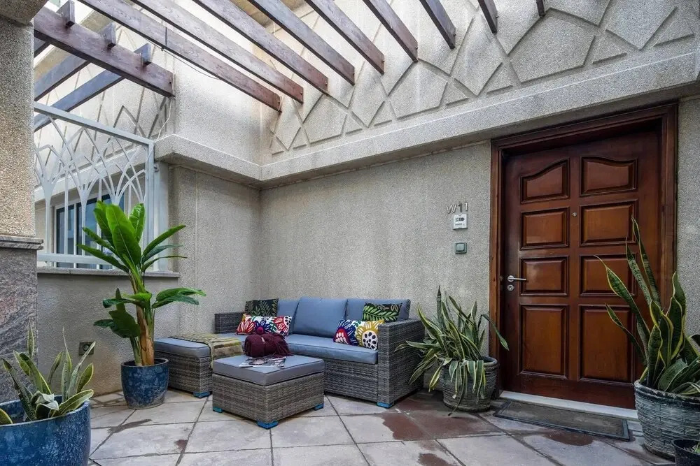 Дубай: Remarkable & Gorgeous 1BR Loft in Jbr!