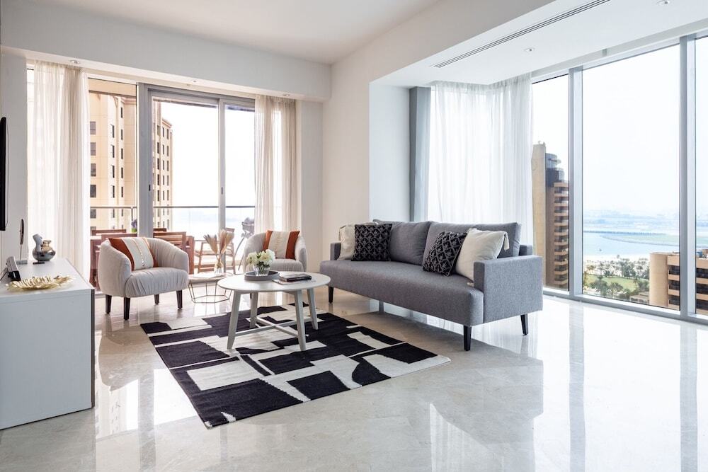Дубай: Modish & Vibrant 3BR Apartment in Marina