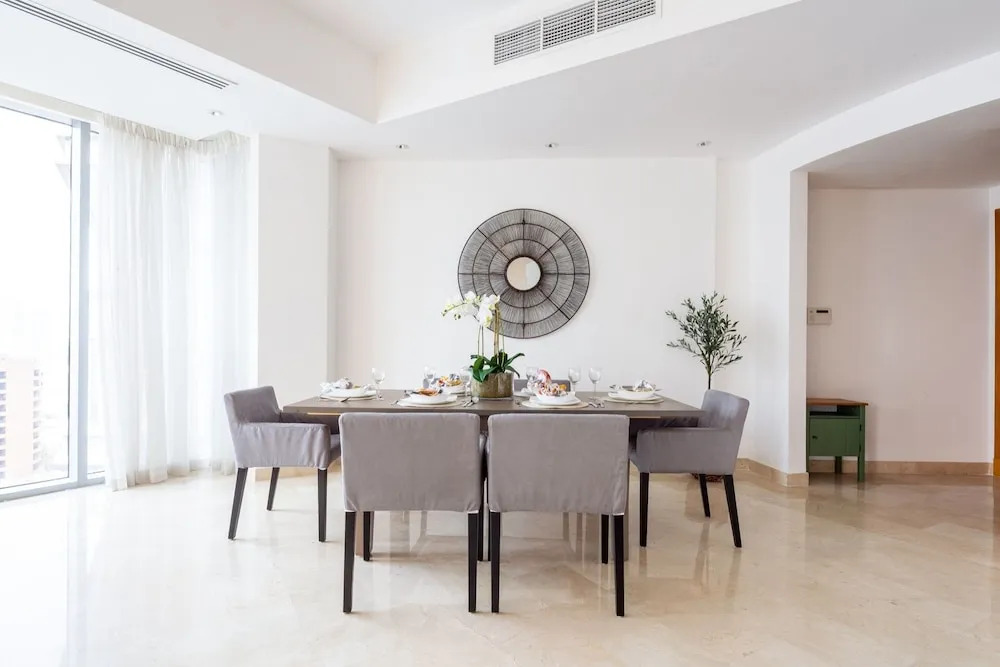Дубай: Modish & Vibrant 3BR Apartment in Marina