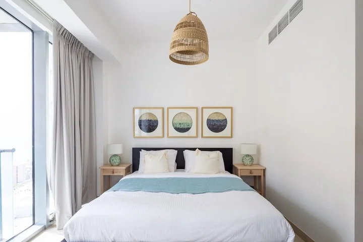 Дубай: Modish & Vibrant 3BR Apartment in Marina