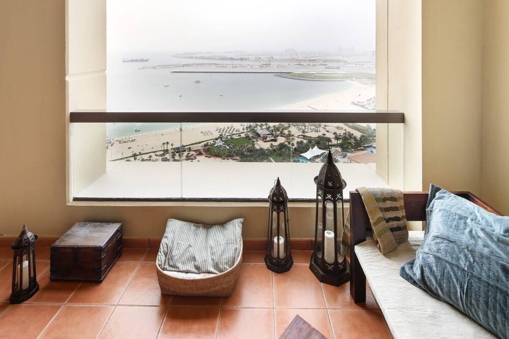 Дубай: Full SEA Views! Gorgeous 2BR in JBR - Sleeps 6